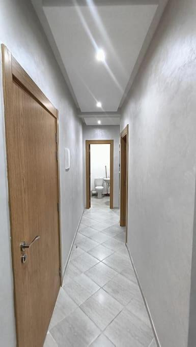 Modern Family Apartment Near Airport Marrakesh Bagian luar foto