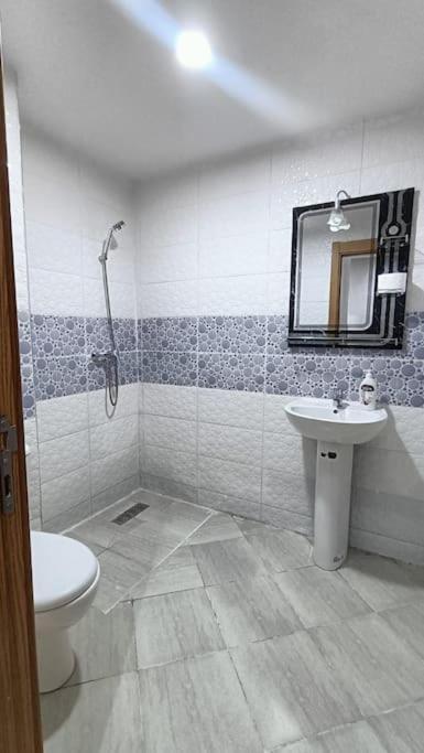 Modern Family Apartment Near Airport Marrakesh Bagian luar foto