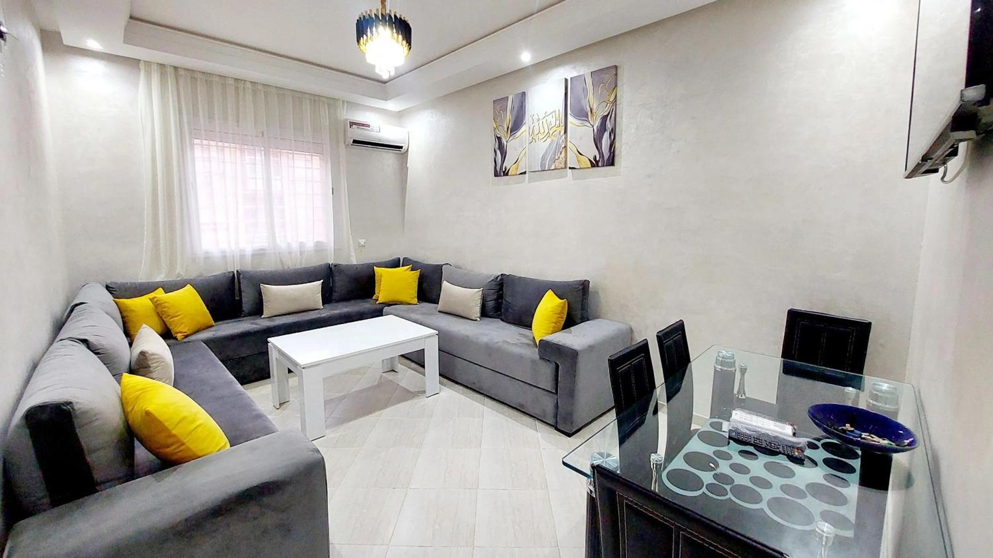 Modern Family Apartment Near Airport Marrakesh Bagian luar foto